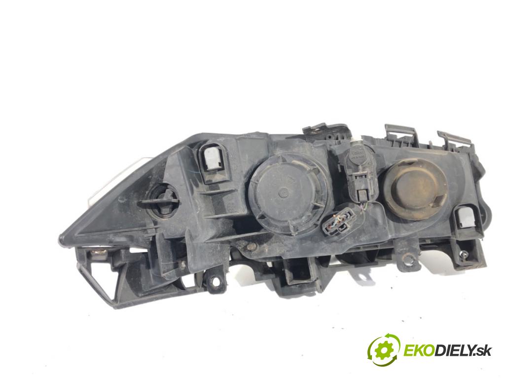 RENAULT MEGANE II liftback 2005 99 kW 2.0 16V (BM0U, CM0U) 1998 Svetlomet ľavy predný