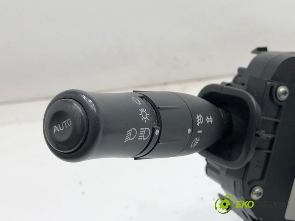 RENAULT MEGANE II liftback 2005 99 kW 2.0 16V (BM0U, CM0U) 1998 Prepínač kombinovaný 8200216459 (Prepínacie páčky pod volantom)