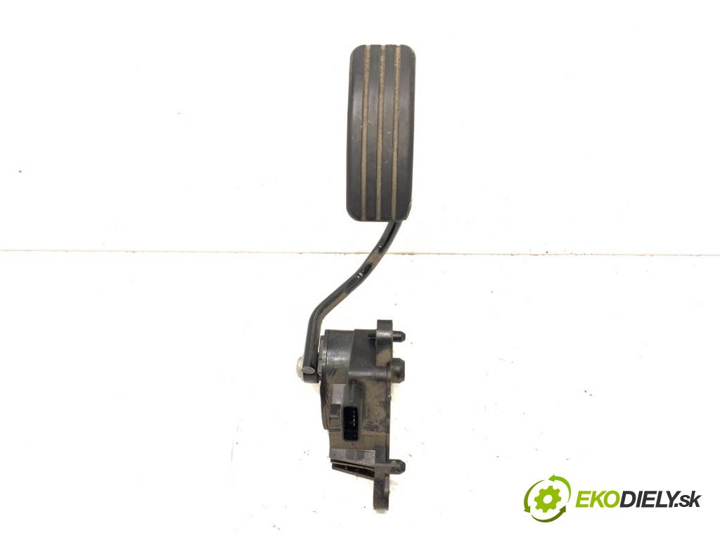 RENAULT MEGANE II liftback 2005 99 kW 2.0 16V (BM0U, CM0U) 1998 Potenciometer plynu 8200153268 (Potenciometer plynového pedálu)