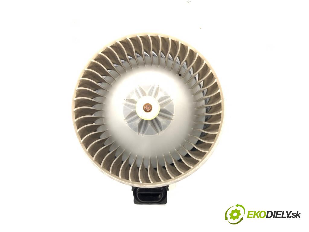 SUZUKI SX4 liftback 2014 88 kW 1.6 VVT 4x4 (RW 416) 1586 ventilátor kúrenia 