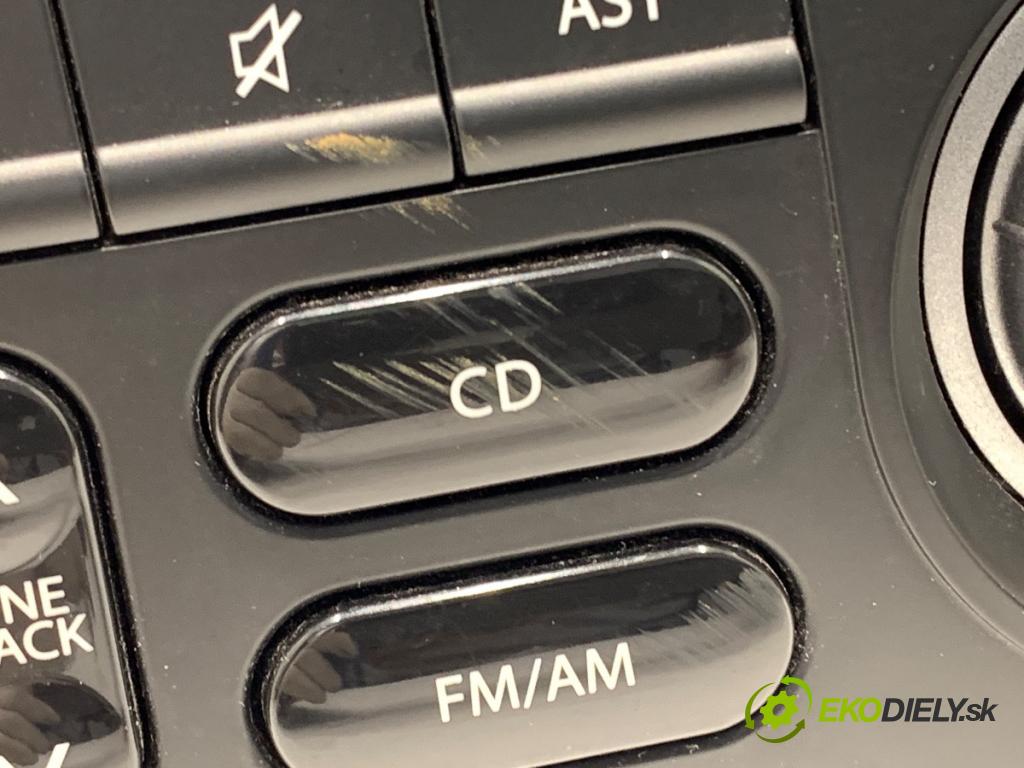 SUZUKI SX4 liftback 2014 88 kW 1.6 VVT 4x4 (RW 416) 1586 RADIO 39101-79JB (Audio zariadenie)