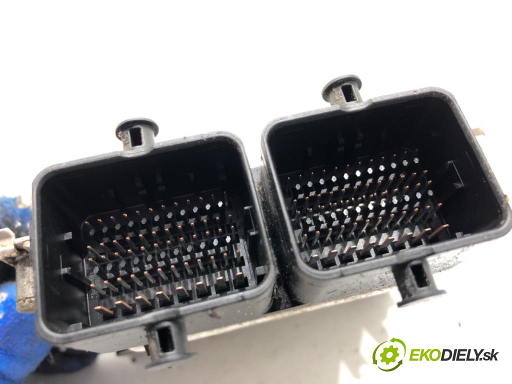 SUZUKI SX4 liftback 2014 88 kW 1.6 VVT 4x4 (RW 416) 1586 riadiaca jednotka Motor 33920-55L80 (Riadiaca jednotka)