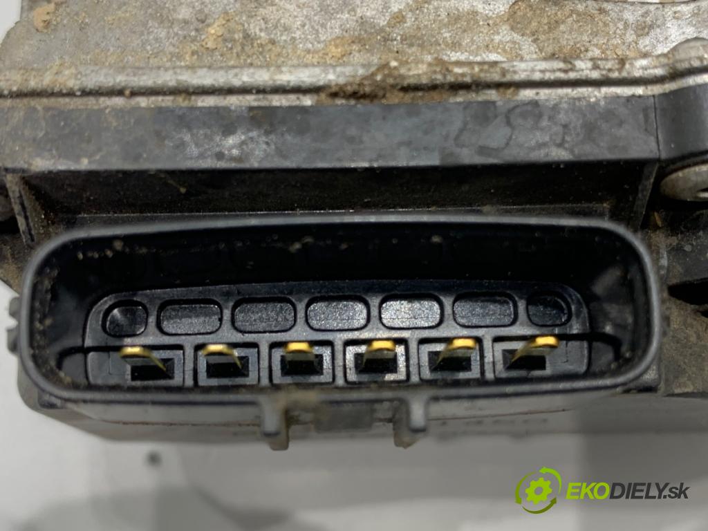 SUZUKI SX4 liftback 2014 88 kW 1.6 VVT 4x4 (RW 416) 1586 Škrtiaca klapka (Škrtiaca klapka)