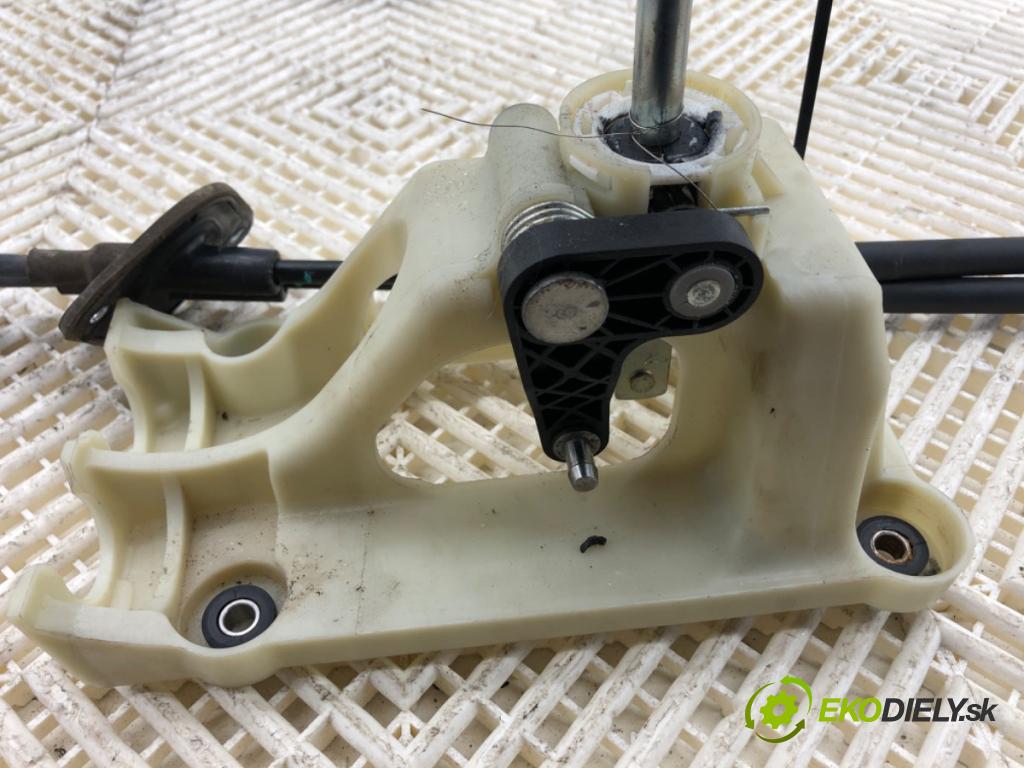 SUZUKI SX4 liftback 2014 88 kW 1.6 VVT 4x4 (RW 416) 1586 Kulisa  (Rýchlostná páka (kulisa))