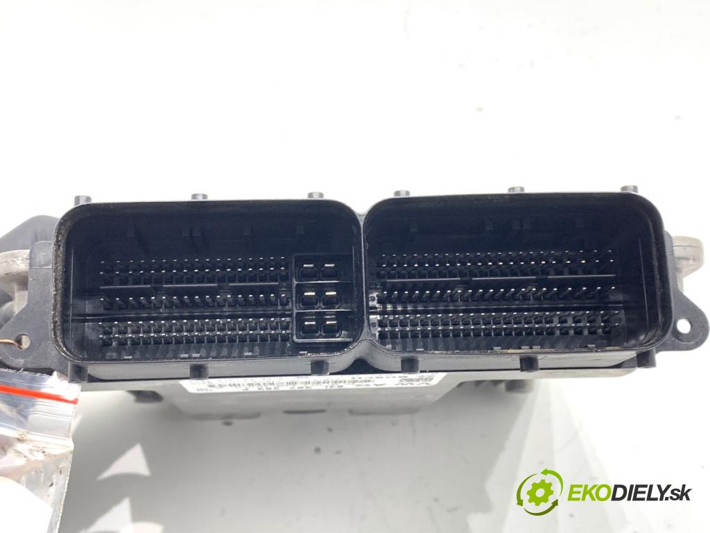 VW PASSAT B8 Kombi 2018 140 kW 2.0 TDI 4motion 1968 riadiaca jednotka Motor 04L907309P (Riadiaca jednotka)