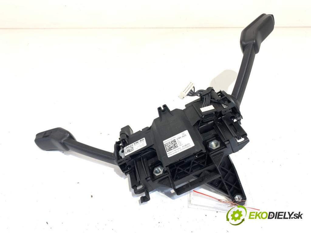 VW PASSAT B8 Kombi 2018 140 kW 2.0 TDI 4motion 1968 Prepínač kombinovaný 5Q0953521FG (Prepínacie páčky pod volantom)