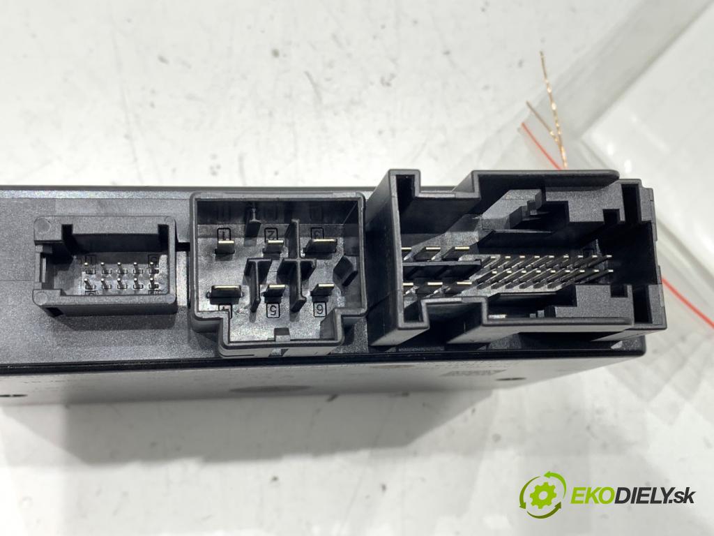 VW PASSAT B8 Kombi 2018 140 kW 2.0 TDI 4motion 1968 Modul ťažného oka 5Q0907383J (Riadiaca jednotka ostatné)