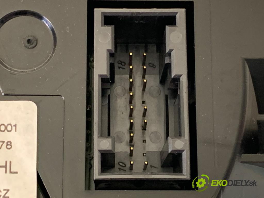 VW PASSAT B8 Kombi 2018 140 kW 2.0 TDI 4motion 1968 Prístrojovka 3G0920791C (Prístrojová doska)