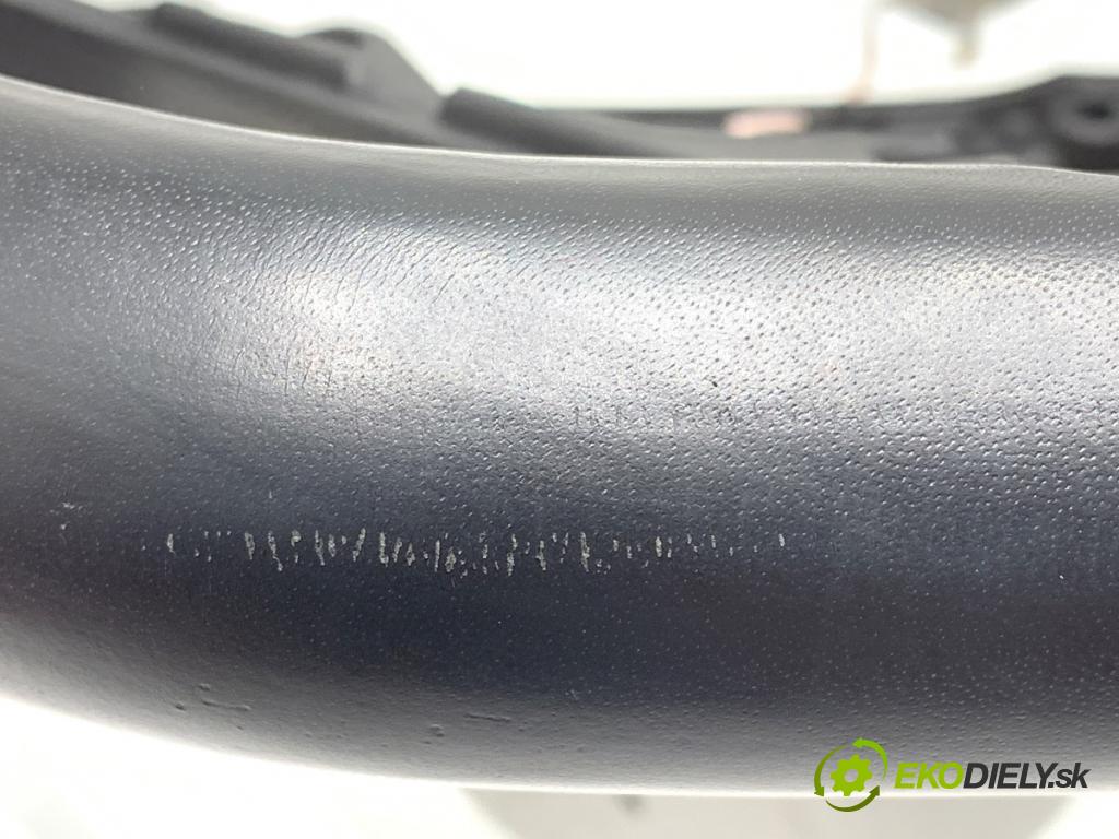 VW PASSAT B8 Kombi 2018 140 kW 2.0 TDI 4motion 1968 Volant (Volant)