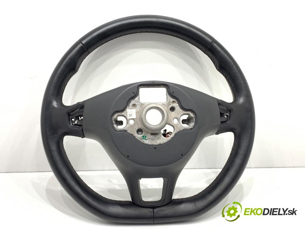 VW PASSAT B8 Kombi 2018 140 kW 2.0 TDI 4motion 1968 Volant (Volant)