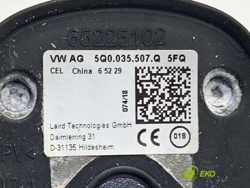 VW PASSAT B8 Kombi 2018 140 kW 2.0 TDI 4motion 1968 ANTENA 5Q0035507Q