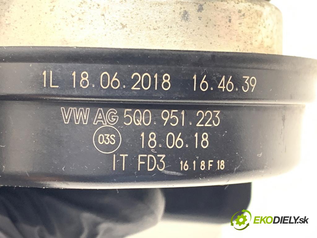 VW PASSAT B8 Kombi 2018 140 kW 2.0 TDI 4motion 1968 klaksón 5Q0951223