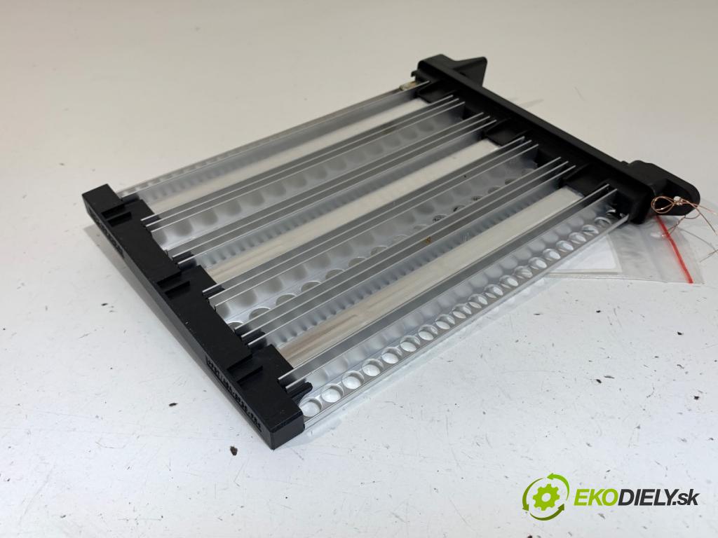 VW PASSAT B8 Kombi 2018 140 kW 2.0 TDI 4motion 1968 topné těleso radiátor topení elektrická 5Q0963235C (Radiátor topení)