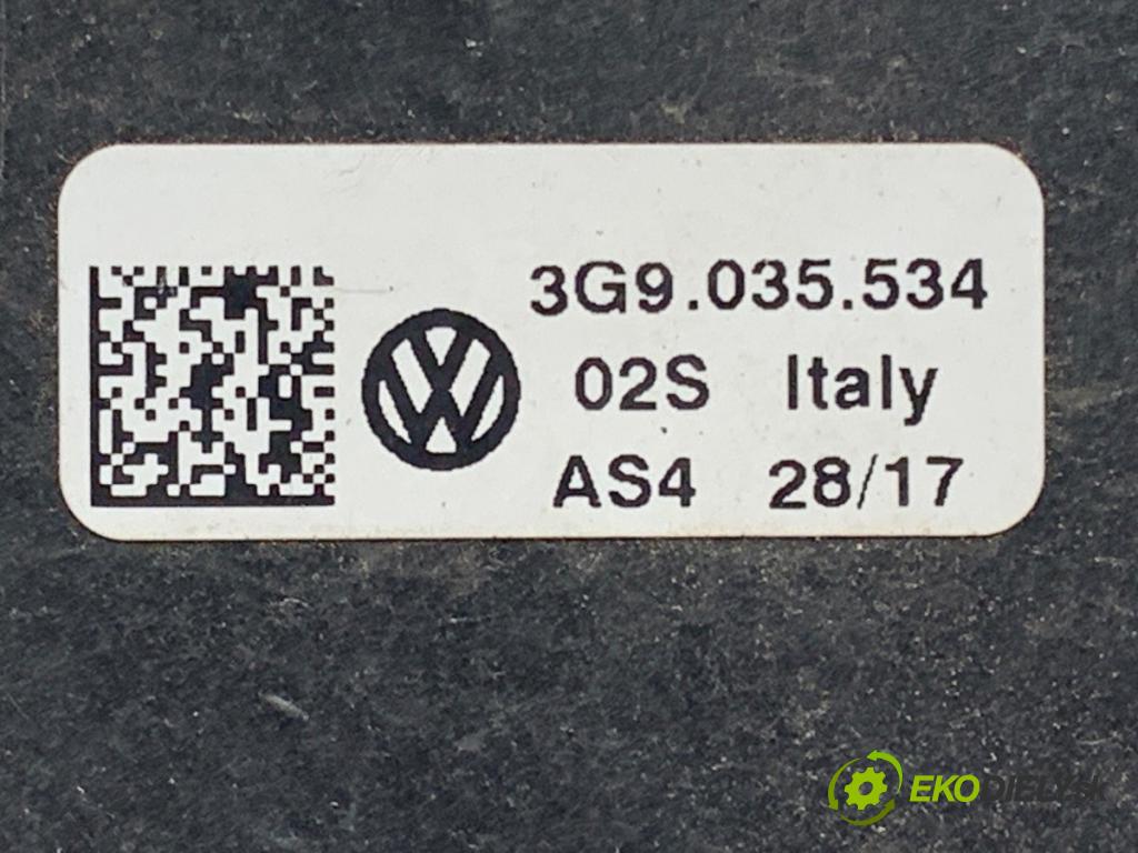 VW PASSAT B8 Kombi 2018 140 kW 2.0 TDI 4motion 1968 Zosilňovač Antenní: 3Q9035534 (Zosilňovač)