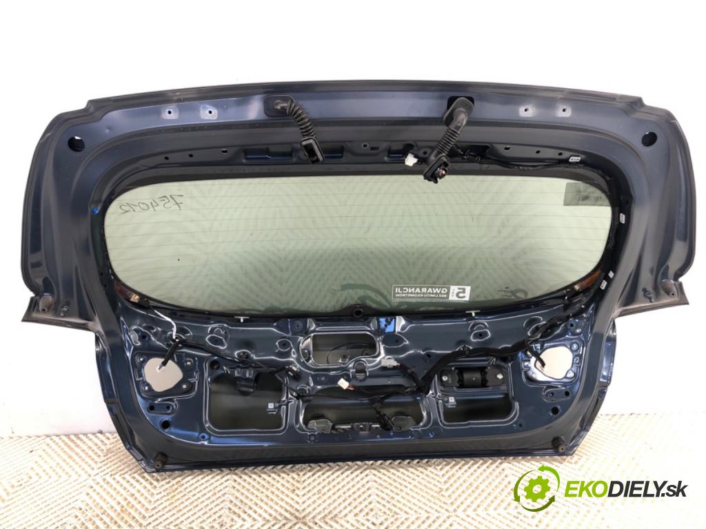 HYUNDAI i30 liftback 2022 88 kW 1.0 T-GDI 998 kapota zadní část TG8