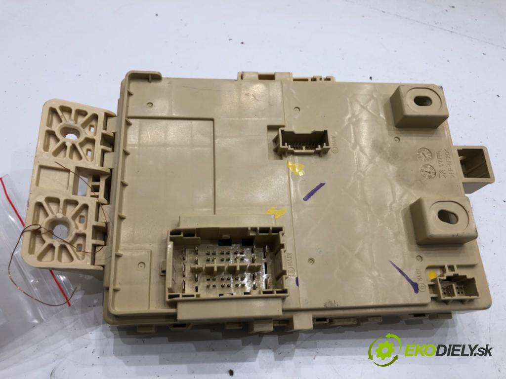 HYUNDAI i30 liftback 2022 88 kW 1.0 T-GDI 998 modul BSI 91955-G4290 (Pojistková skříňka)