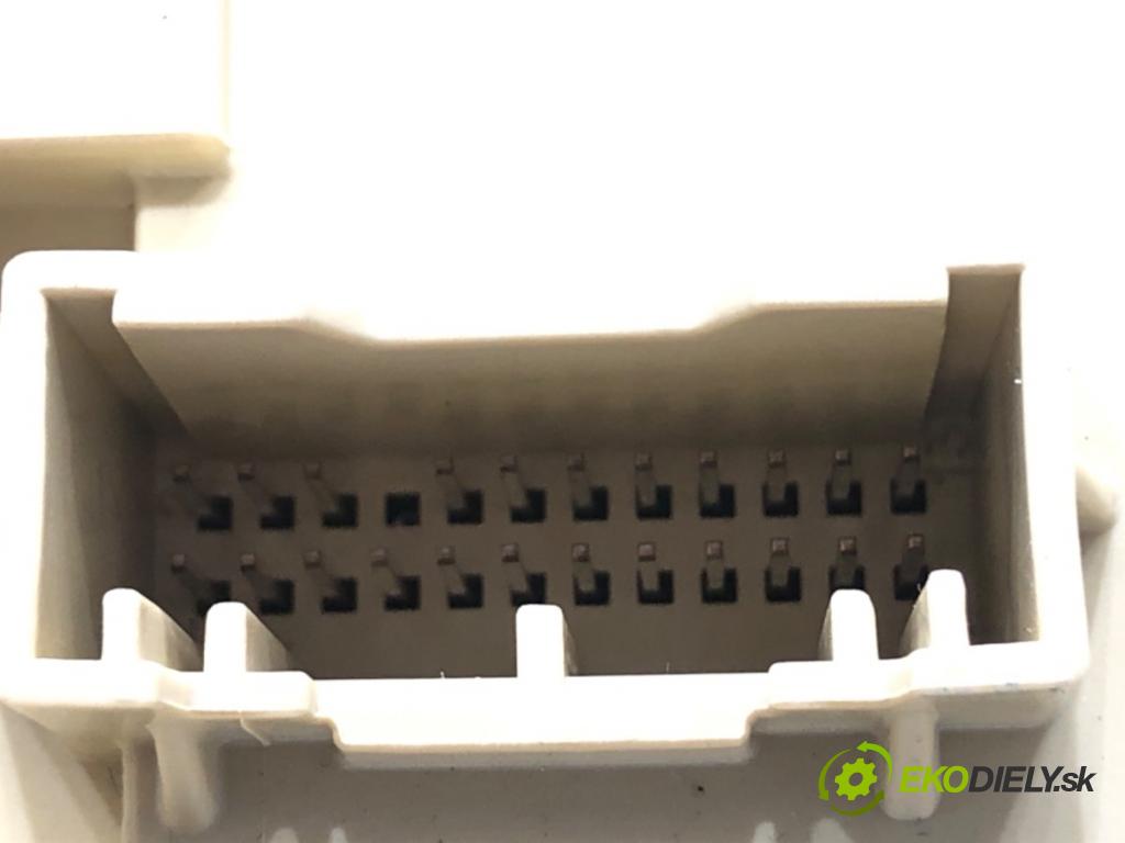 HYUNDAI i30 liftback 2022 88 kW 1.0 T-GDI 998 modul BSI 91955-G4290 (Pojistková skříňka)