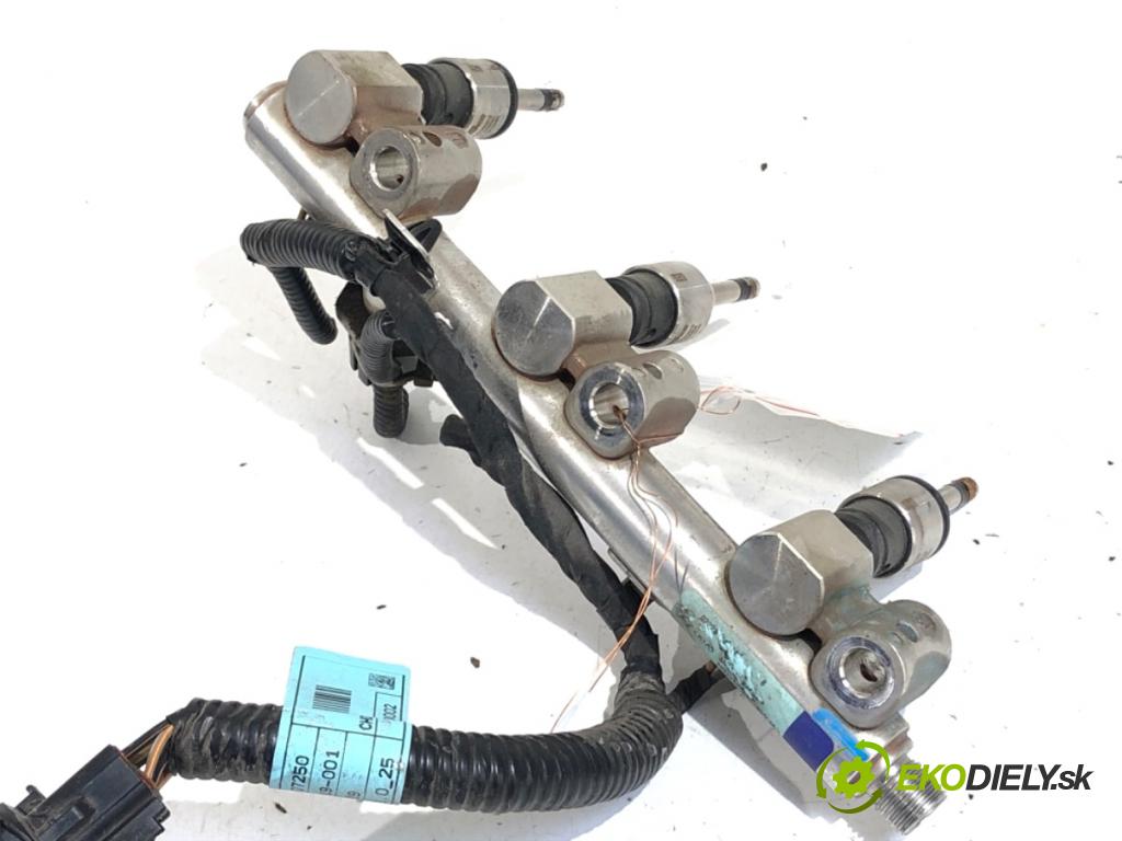 HYUNDAI i30 liftback 2022 88 kW 1.0 T-GDI 998 Lišta vstrekovacia 9041090012 (Vstrekovacia lišta)