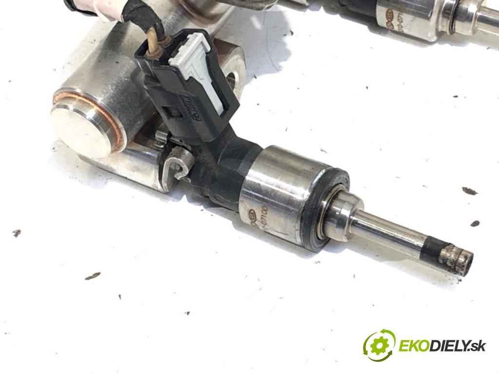 HYUNDAI i30 liftback 2022 88 kW 1.0 T-GDI 998 Lišta vstrekovacia 9041090012 (Vstrekovacia lišta)