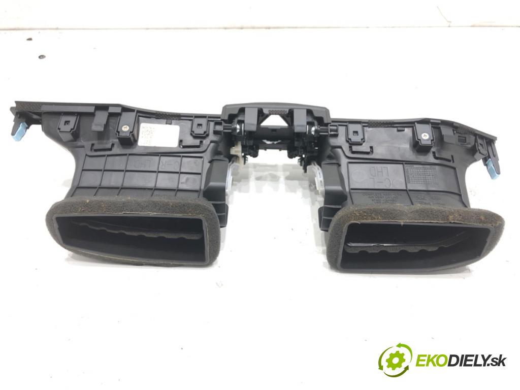 HYUNDAI i30 liftback 2022 88 kW 1.0 T-GDI 998 mří topení přední část střední 97401-G4AB0