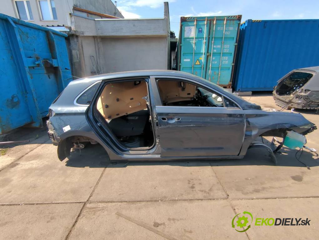 HYUNDAI i30 liftback 2022 88 kW 1.0 T-GDI 998 KAROSERIA ČTVRŤÁK blatník zadní část levý pravý práh střecha PODŁUŻNICA levý pravý