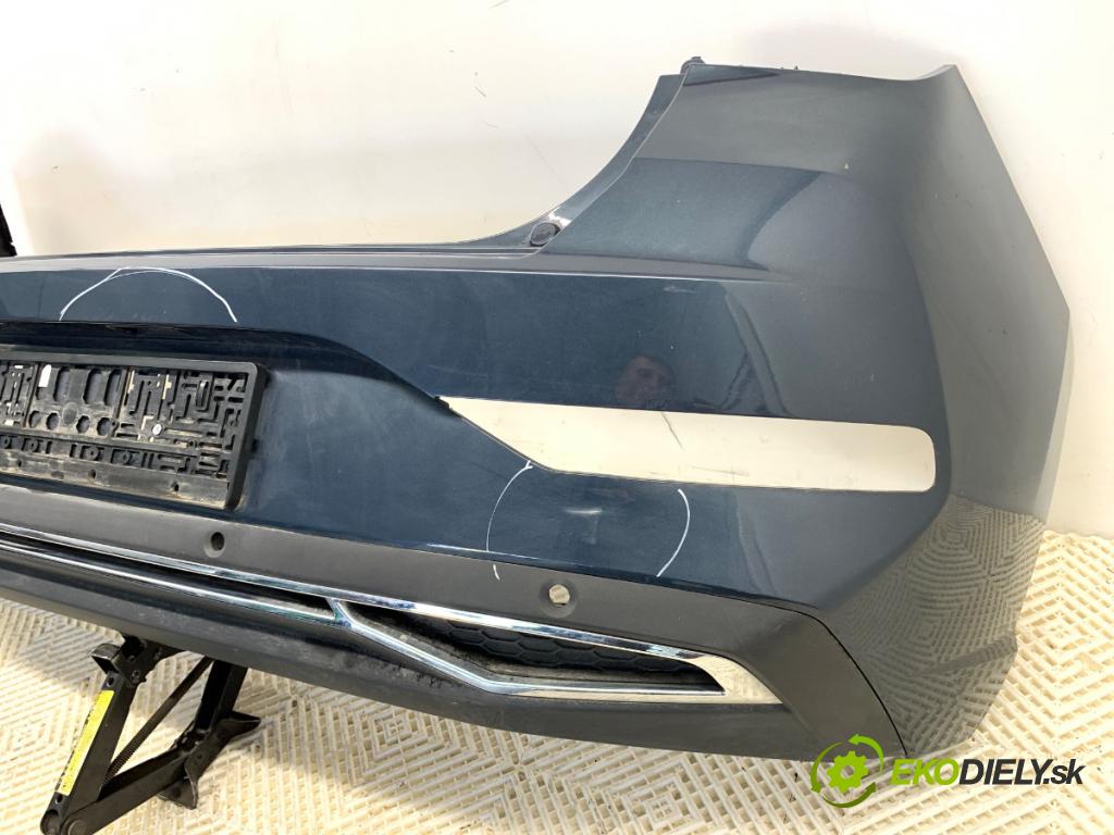 HYUNDAI i30 liftback 2022 88 kW 1.0 T-GDI 998 nárazník zadní část  (Klika dveří ostatní)