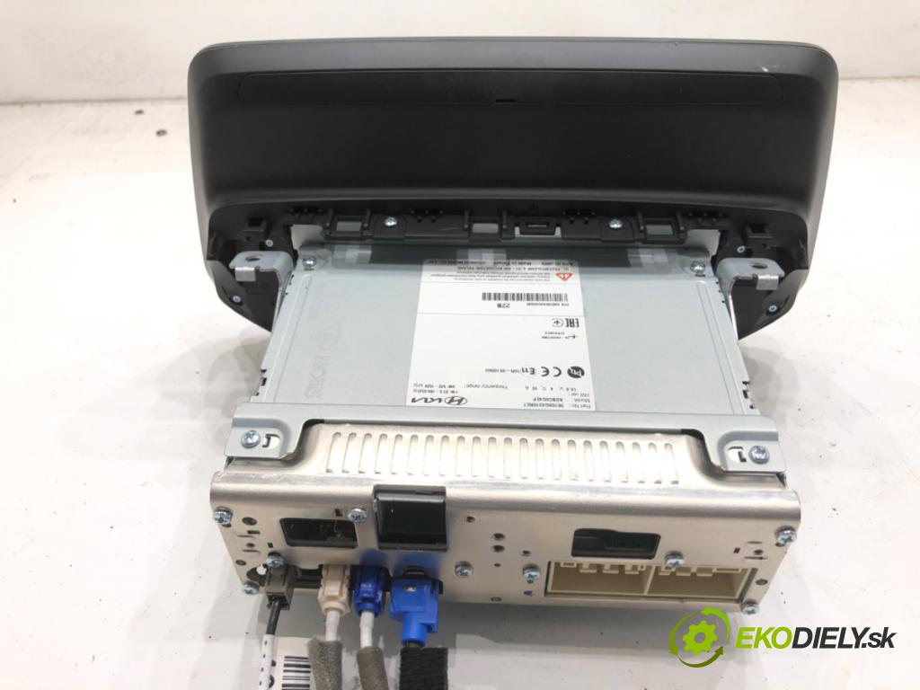 HYUNDAI i30 liftback 2022 88 kW 1.0 T-GDI 998 RADIO 96160G4310 (Audio zariadenie)