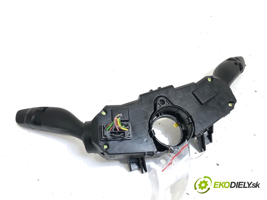 HYUNDAI i30 liftback 2022 88 kW 1.0 T-GDI 998 Prepínač kombinovaný 93404G4951 (Prepínacie páčky pod volantom)