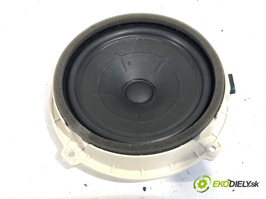 HYUNDAI i30 liftback 2022 88 kW 1.0 T-GDI 998 reproduktory 96330-G3000
