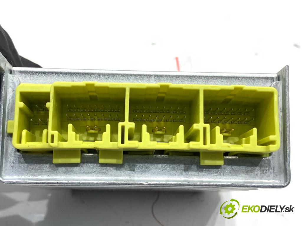 FORD FIESTA MK7 liftback 2010 60 kW 1.25 1242 senzor airbag AA6T-14B321-BA (Snímač)