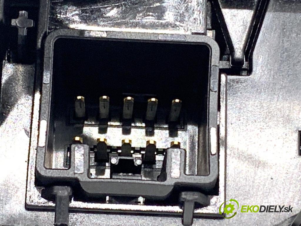 FORD FIESTA MK7 liftback 2010 60 kW 1.25 1242 Prepínač kombinovaný 8A6T-13335-AD (Prepínacie páčky pod volantom)