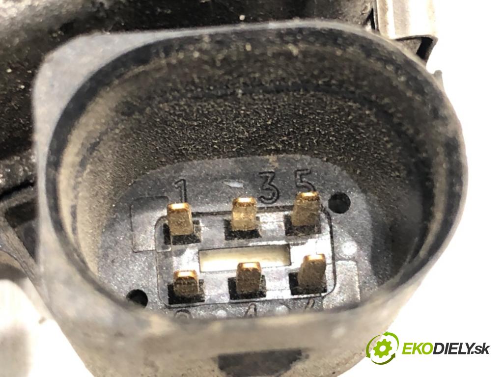 FORD FIESTA MK7 liftback 2010 60 kW 1.25 1242 Škrtiaca klapka 8A6G-9F991-AB (Škrtiaca klapka)