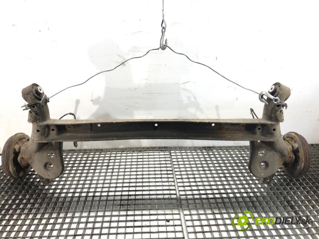 FORD FIESTA MK7 liftback 2010 60 kW 1.25 1242 výztuha zadní část