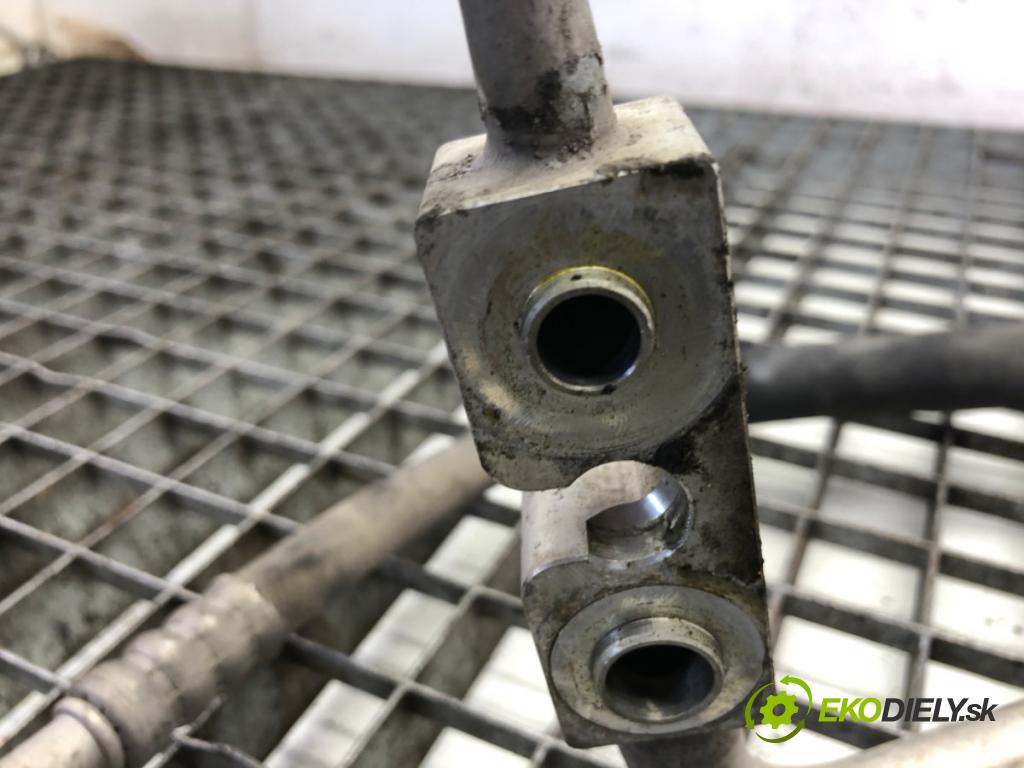 FORD FIESTA MK7 liftback 2010 60 kW 1.25 1242 rúrka klimatizácie  (Rúrka klimatizácie)