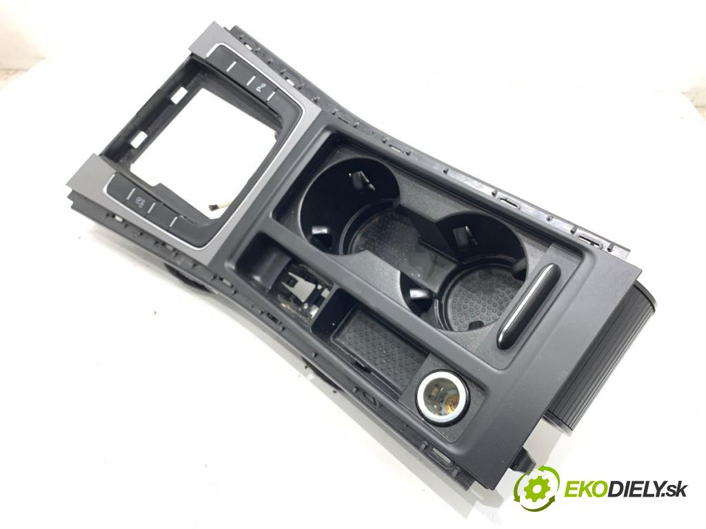 VW GOLF VII Kombi 2015 81 kW 1.6 TDI 1598 Držiak na nápoje 5G0862531 (Držiak (úchyt) na nápoje)