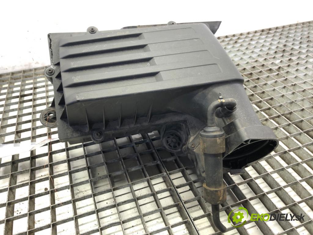 VW GOLF VII Kombi 2015 81 kW 1.6 TDI 1598 Obal filtra vzduchu 5Q0129607AE (Obal vzduchového filtra)