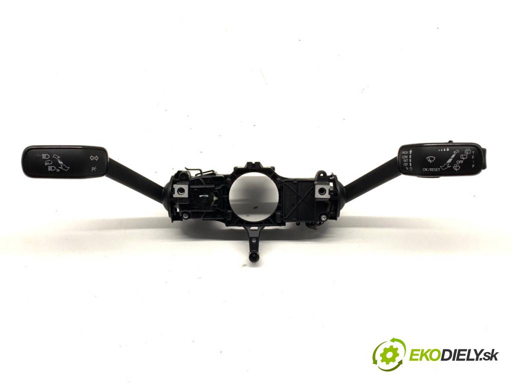 VW GOLF VII Kombi 2015 81 kW 1.6 TDI 1598 Prepínač kombinovaný 5Q0953521L (Prepínacie páčky pod volantom)