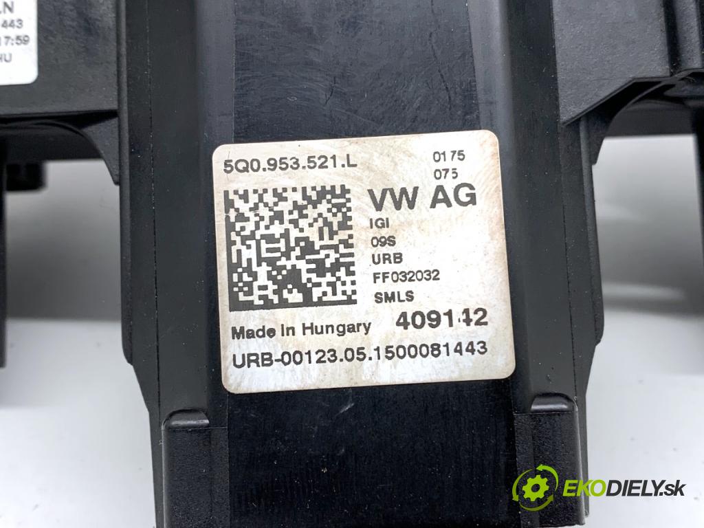 VW GOLF VII Kombi 2015 81 kW 1.6 TDI 1598 Prepínač kombinovaný 5Q0953521L (Prepínacie páčky pod volantom)