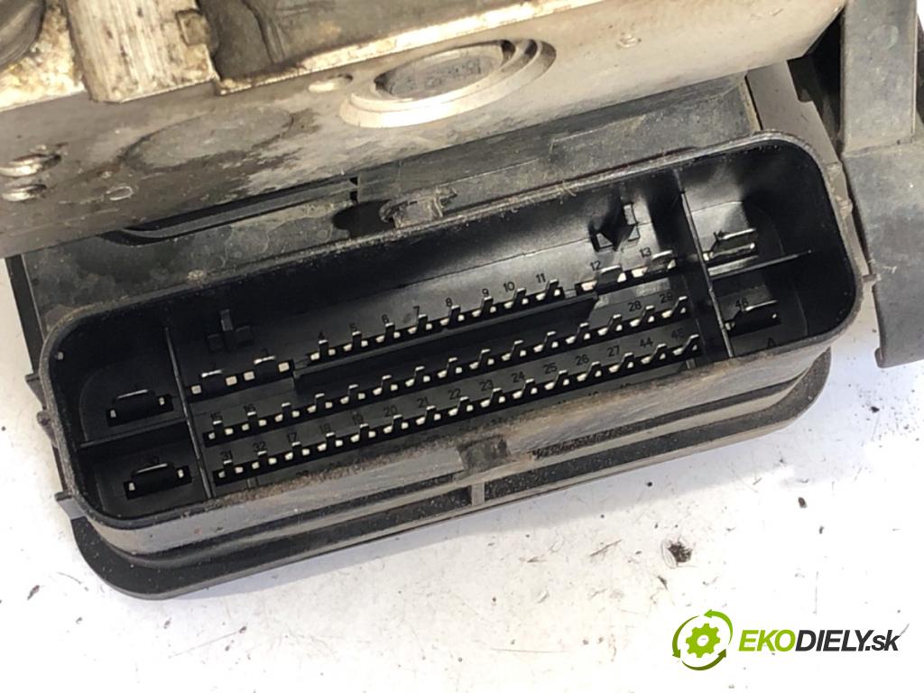 VW GOLF VII Kombi 2015 81 kW 1.6 TDI 1598 Pumpa ABS 3Q0614517K (Pumpa ABS)