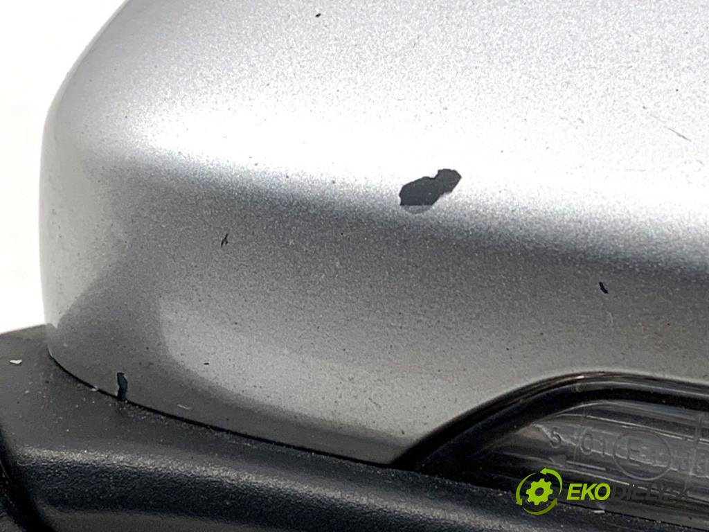 VW GOLF VII Kombi 2015 81 kW 1.6 TDI 1598 zpětné zrcátko levý LA7W