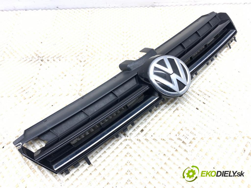 VW GOLF VII Kombi 2015 81 kW 1.6 TDI 1598 mřížka maska 5G0853653E (Přední mřížka (maska chladiče))