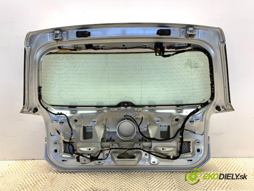 VW GOLF VII Kombi 2015 81 kW 1.6 TDI 1598 kapota zadní část LA7W LA7W