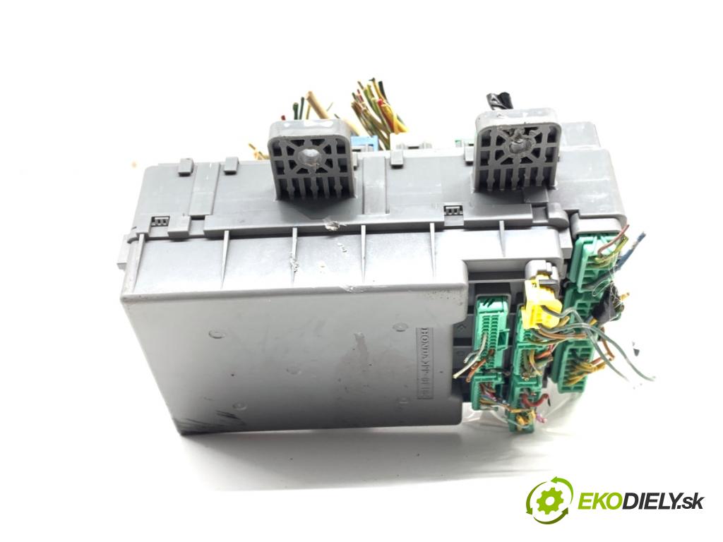 HONDA CIVIC VIII liftback 2007 103 kW 1.8 (FN1, FK2) 1799 modul BSI  (Pojistková skříňka)