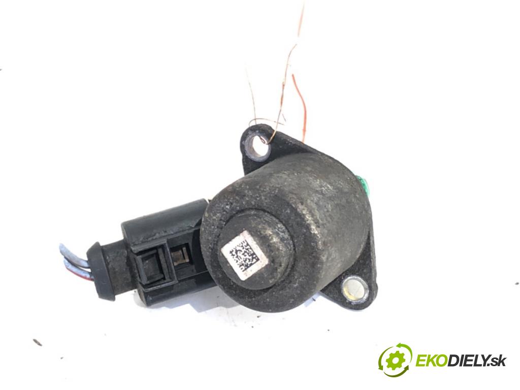 VW GOLF VII Kombi 2015 81 kW 1.6 TDI 1598 Regulátor tlaku paliva 28233374 (Palivový systém ostatné)