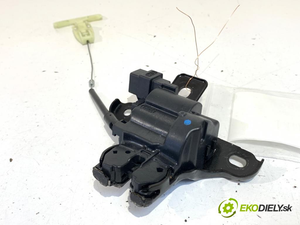 FORD MONDEO MK5 liftback 2014 176 kW 2.0 EcoBoost 1999 zámok dveří zadní část DS73F43282AD