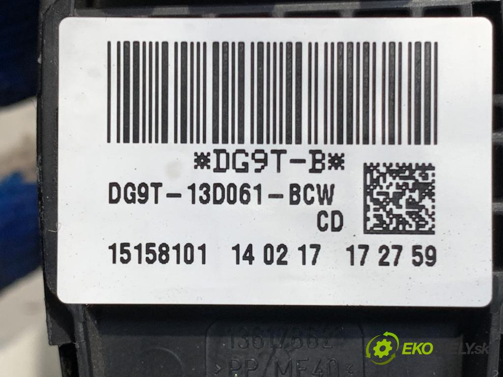 FORD MONDEO MK5 liftback 2014 176 kW 2.0 EcoBoost 1999 spínač světel DG9T-13D061-BCW