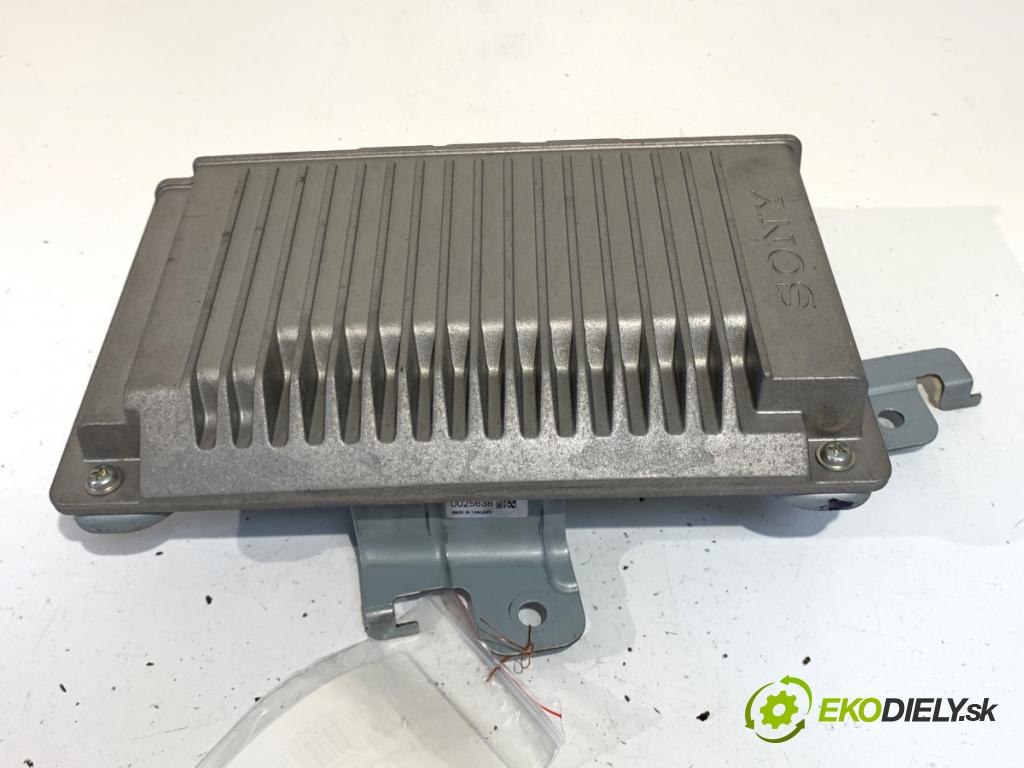 FORD MONDEO MK5 liftback 2014 176 kW 2.0 EcoBoost 1999 zesilovač DS7T-18B849-AS (Zesilovač)