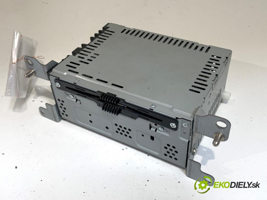 FORD MONDEO MK5 liftback 2014 176 kW 2.0 EcoBoost 1999 RADIO EM2T-19C107-CB (Audio zariadenie)