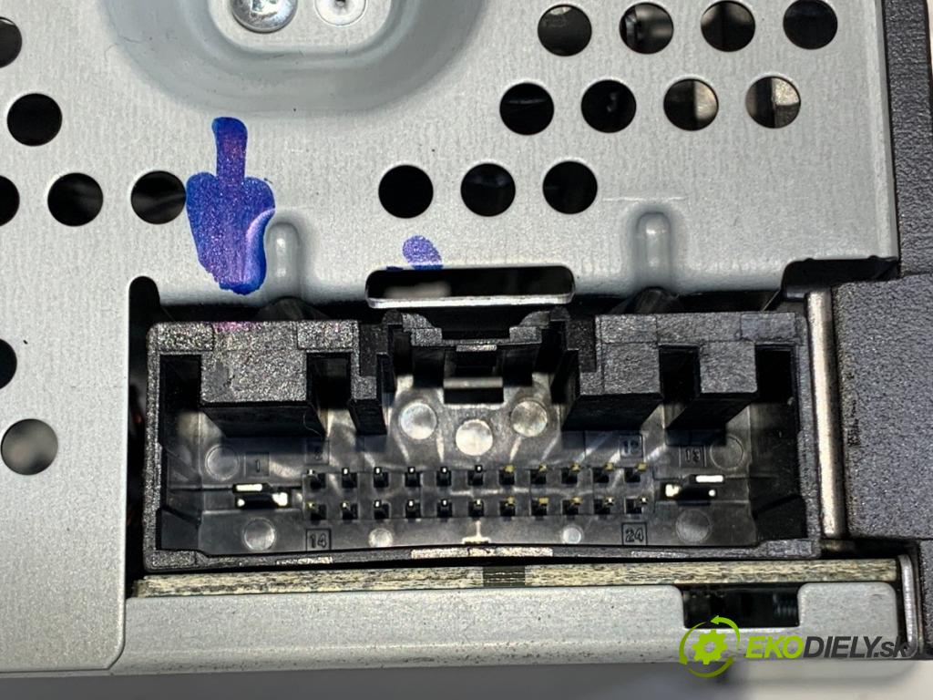 FORD MONDEO MK5 liftback 2014 176 kW 2.0 EcoBoost 1999 RADIO EM2T-19C107-CB (Audio zariadenie)