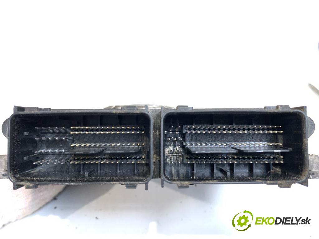 FORD MONDEO MK5 liftback 2014 176 kW 2.0 EcoBoost 1999 riadiaca jednotka Motor ES7A-12A650-RD 0261S10294 (Riadiaca jednotka)